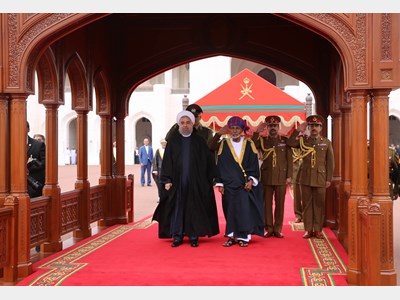 استقبال رسمی سلطان قابوس پادشاه عمان از دکتر روحانی؛