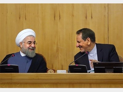 جهانگیری با صدور بیانیه ای به نفع روحانی از رقابت های انتخاباتی کناره گیری کرد