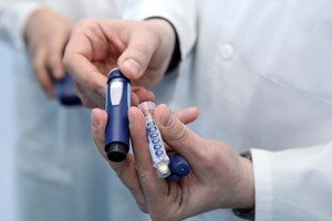 تامین اجتماعی برای مصرف کنندگان انسولین پرونده الکترونیک تشکیل می‌دهد